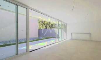 Imagem 6: Casa em Condomínio recém-entregue, com quintal e piscina privativa localizada lado do Parq