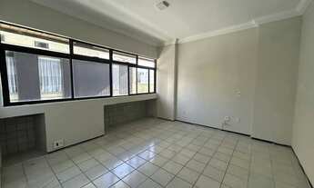 Imagem 7: Imóvel para aluguel e venda com 210 metros quadrados com 5 quartos em Manaíra - João Pesso