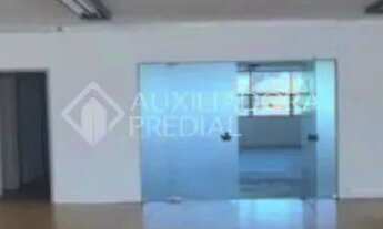 Imagem 4: Depósito localizado no bairro Navegantes em Porto Alegre com uma área privativa de 658m²