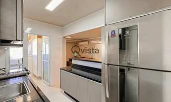 Imagem 6: Apartamento decorado apenas 2 quadras da praia e vista para o mar á venda na Enseada no Gu