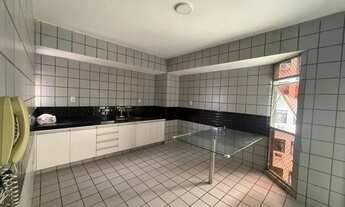 Imagem 4: Edifício Apollo - Apartamento 3/4 Sendo 01 Suite - Candelária - incluso Cond e IPTU , águ