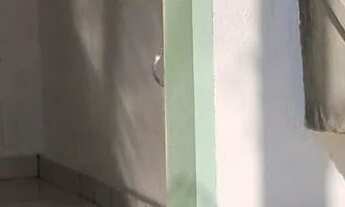 Imagem 6: 1 cômodo com banheiro (lei a descrição