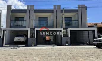 Imagem: Sobrado em Lapa - Itacolomi - Balneário