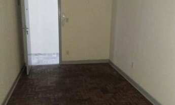 Imagem 4: Apartamento com 2 dormitórios para alugar, 58 m² por R$ 650,00/mês - Centro - Guaratinguet