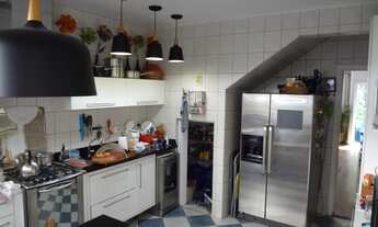 Imagem 5: Sobrado para venda possui 207 metros quadrados com 3 quartos em Perdizes - São Paulo - SP