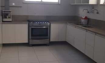 Imagem 2: Casa para venda tem 300 metros quadrados com 7 quartos em Graça - Salvador - BA