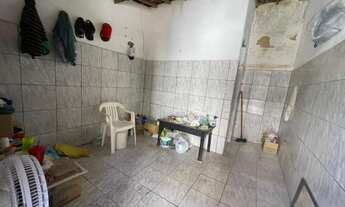 Imagem 2: Casa para venda possui 371 metros quadrados com 4 quartos