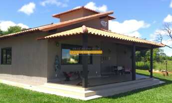 Imagem 3: Casa de condomínio para venda tem 372 metros quadrados com 3 quartos