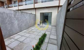 Imagem 3: JN) Triplex na Avenida em Pau Amarelo, fino acabamento com vista p/o Mar!