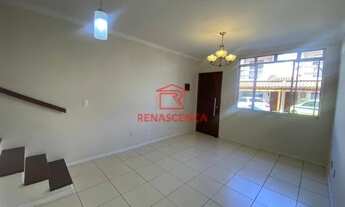 Imagem 2: Casa duplex em condomínio fechado