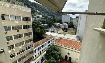 Imagem 2: Excelente sala em 2 ambientes, 3 quartos, 1 lavabo, dependência completa