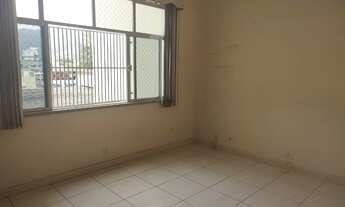 Imagem 2: Ótimo Apartamento em Quintino com 02 Quartos Elevador Vaga e Salão de Festas