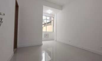 Imagem 4: Reformado-3 quartos/Suíte/Garagem. Rua Rainha Elizabeth