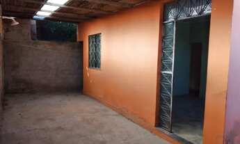 Imagem: Casa com quintal e garagem - Sepetiba/Praia