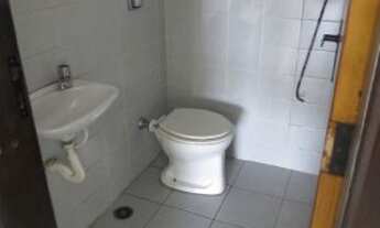 Imagem 6: LOJA em Pinhais Galpão / depósito com aluguel por R$4.000 /mês