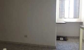 Imagem 2: Alugo 01 dormitório (amplo) na Vila Liviero