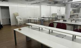 Imagem 3: Sala Comercial/Usada para Venda em São Paulo, Brooklin Paulista, 4 banheiros