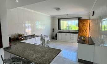 Imagem 7: Casa com piscina