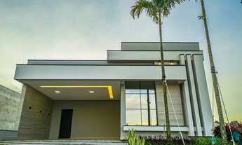 Imagem 2: Casa nova a venda 3 suítes, piscina, escritório e planejados - em condomínio - ótima local