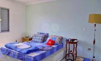 Imagem 4: Sobrado, disponível para venda, com 300m², 3 suítes e três vagas de garagem - Santana