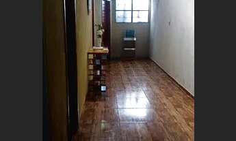 Imagem 2: Vende-se casa em rua pública