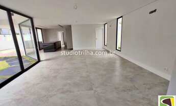 Imagem 4: LINDO SOBRADO NO RESIDENCIAL JAGUARY, 435m², 4 SUÍTES