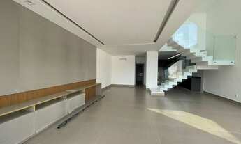 Imagem 7: CASA TRIPLEX COM 4 SUÍTES, À VENDA NO CONDOMÍNIO INTERLAGOS DE ITAÚNA NA BARRA DA TIJUCA