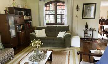 Imagem 5: Casa para Venda em Curitiba, Vista Alegre, 3 dormitórios, 1 suíte, 3 banheiros, 3 vagas