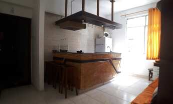 Imagem 6: Copacabana sala e dois quartos uma quadra da da praia e metro