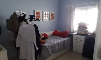 Imagem 5: Casa para venda possui 255 metros quadrados com 4 quartos em Fátima - Teresina - PI