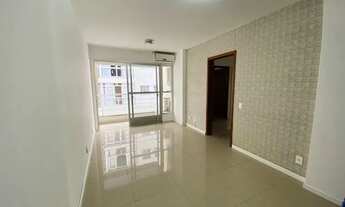 Imagem 2: Apartamento para venda com 67 metros quadrados com 2 quartos em Centro - Florianópolis - S