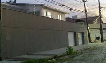 Imagem: Casa Duplex ao lado do Farias Brito