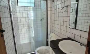 Imagem 7: Alugo apartamento 03 quartos, s/ 01 suíte, varanda, 01 vaga, na Ponta Verde