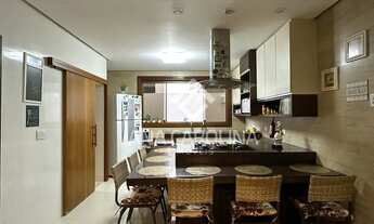 Imagem 7: Casa de Alto Padrão à Venda no Condomínio Portal da Serra