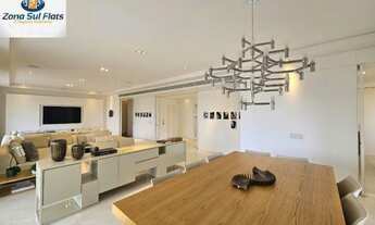 Imagem 5: Apartamento à Venda Em Moema Com 4 Suítes e 4 Vagas - Varanda Gourmet - Alto Padrão