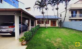 Imagem 2: Casa Finamente Decorada, Próximo a Av das Torres de Palhoça