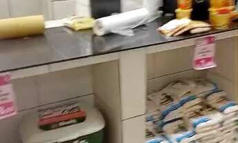 Imagem 6: Passo mercadinho em Pernambues com equipamentos