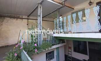 Imagem 2: Casa Geminada à Venda Excelente Localização e Ótimo Custo-Benefício!