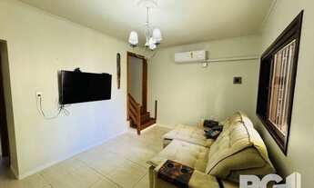 Imagem 2: Casa em Hípica Casa com 4 dormitórios