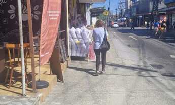 Imagem 2: Alugam-se Salas de frente para rua, a 200mts da estação de Bangu