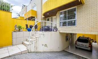 Imagem 3: Sobrado para Venda no Bairro Santa Felicidade