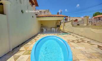 Imagem 2: Casa duplex com 3 suítes, piscina e localização privilegiada na Sapiranga
