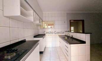 Imagem 2: Casa com 3 dormitórios para alugar, 130 m² por R$ 3.580,66/mês - Jardim Nielsen Ville - Am