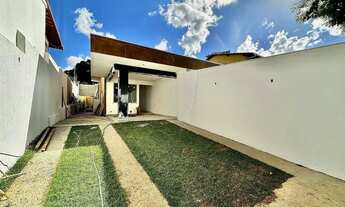 Imagem 4: Casa com 3 Quartos e 2 banheiros à Venda, 400 m² por R$ 1.490.000 no Santa Amélia