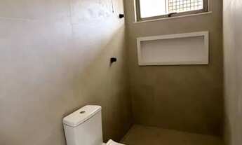 Imagem 6: Casa a venda em Alphaville Litoral Norte 2 com 4 suites piscina e área gourmet nova