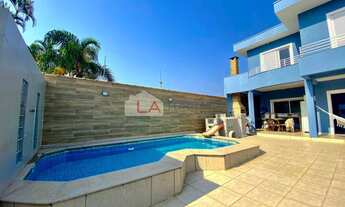 Imagem 4: Ref. 14017 - Casa Isolada - 4 Suítes - Piscina - Churrasqueira