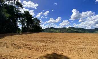 Imagem 6: Lindo Sítio escriturado e Regpara venda tem 30000m2quadPedra Branca, à 14km do Domingos Ma