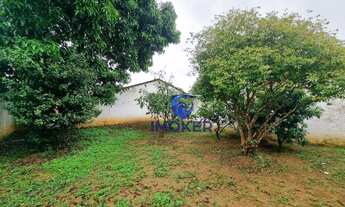 Imagem 2: Casa térrea em Ferraz de Vasconcelos; 3 quartos (2 suítes); 3 vagas; amplo quintal