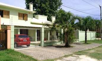 Imagem: Sobrado para venda tem 240 metros quadrados