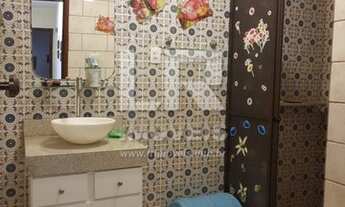 Imagem 6: Casa com 2 quartos e quintal amplo em rua pavimentada, excelente localização *CN-08